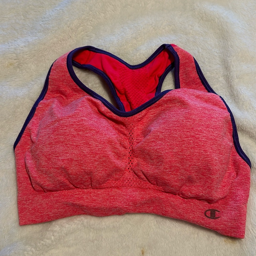 Champion Medium support Sports bra w/Cup liners
